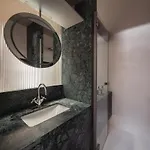 Stilla, San Lazzru 4* Cospicua