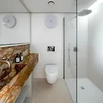 Stilla, San Lazzru 4*