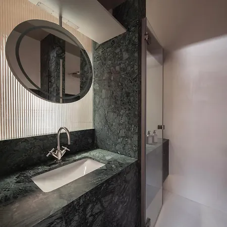 Stilla, San Lazzru 4* Cospicua