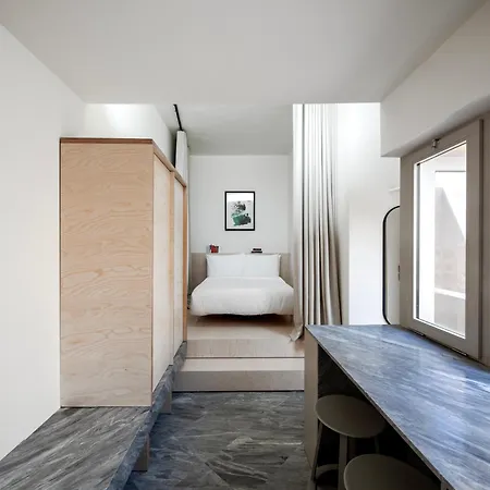 Stilla, 6, Triq San Lazzru 4*