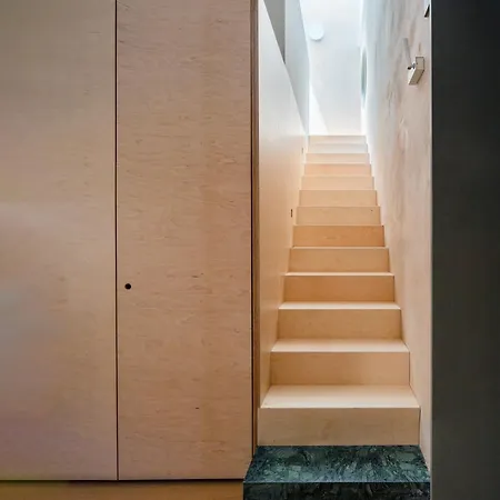 Stilla, 6, Triq San Lazzru