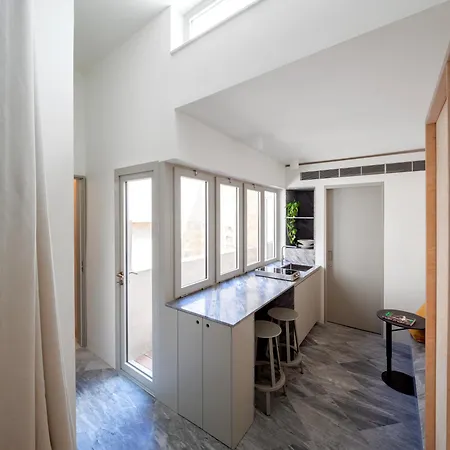 Stilla, 6, Triq San Lazzru Guest house